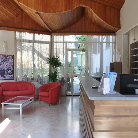아파트호텔 Hotel Residence Moneglia
