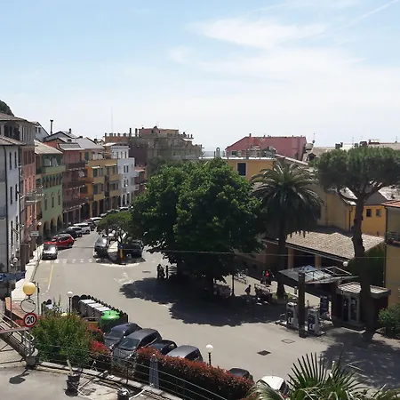 Ξενοδοχείο με διαμερίσματα Hotel Residence Moneglia