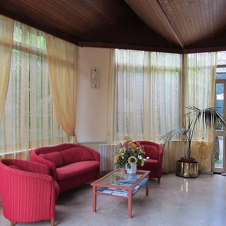 Hotel Residence Moneglia 아파트호텔 2*