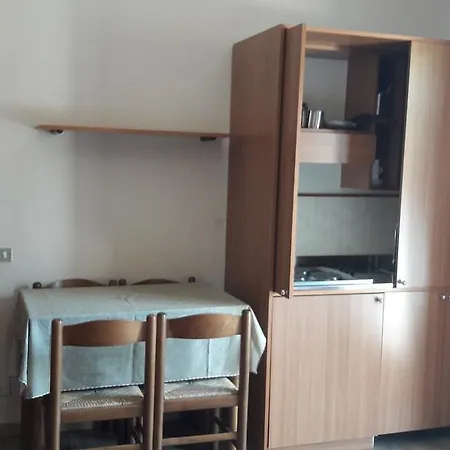 Hotel Residence Moneglia 2* 모네글리아