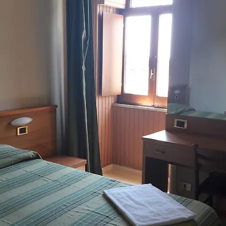 Hotel Residence Moneglia Ξενοδοχείο με διαμερίσματα 2*