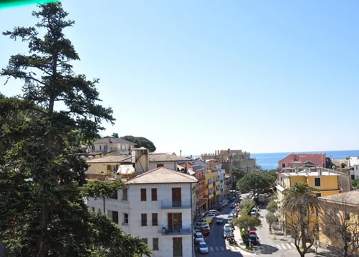 Hotel Residence Moneglia 2* モネーリア