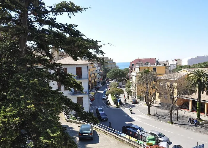 アパートホテル Hotel Residence Moneglia モネーリア