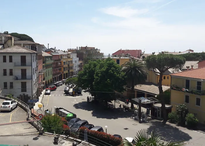 アパートホテル Hotel Residence Moneglia