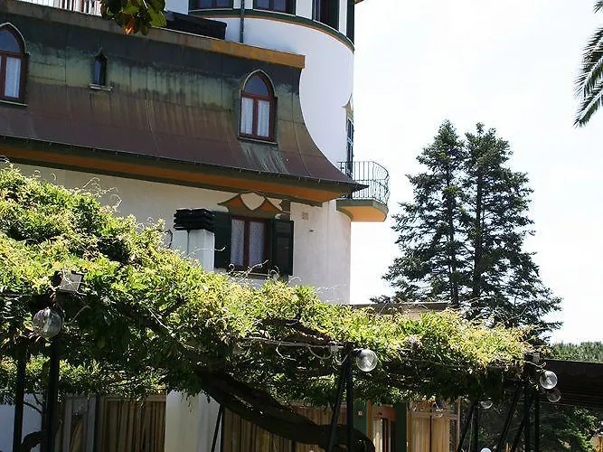 アパートホテル Hotel Residence Moneglia 2*