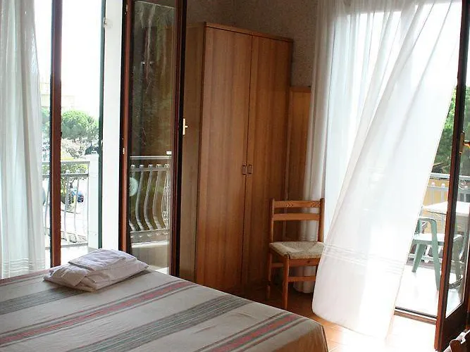 Hotel Residence Moneglia Lejlighedshotel
